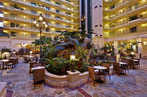 Embassy Suites Fort Lauderdale 17Th Street Hotel in Fort Lauderdale (FL ...