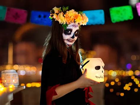 Maquillaje de Catrina para niñas: ideas sencillas y bonitas