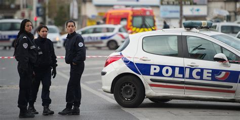 Une Fusillade Fait Deux Bless S Dont Un Tr S Grave Dans Le Centre De