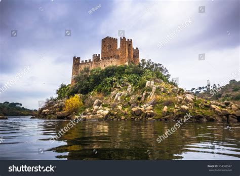 Almourol castle Images, Stock Photos & Vectors | Shutterstock