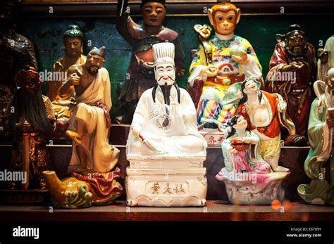 Statue Of Chinese God Wong Tai Sin At A Hong Kong Temple Stock Photo