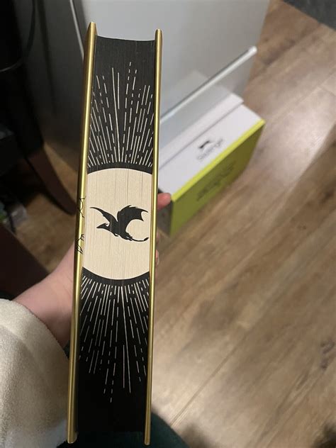 FAIRYLOOT SIGNED SPECIAL EDITION FOURTH WING BY REBECCA YARROS EDGES