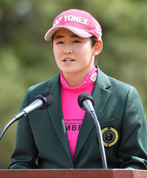 岩井明愛、涙＆笑顔の逆転初優勝 妹・千怜は昨季2勝、双子姉妹そろってvはツアー史上初の快挙 国内女子ゴルフ写真ニュース 日刊スポーツ