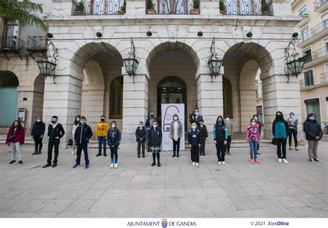 Entrevista Al Consell De La Inf Ncia De Gandia Al Programa Magaz N De