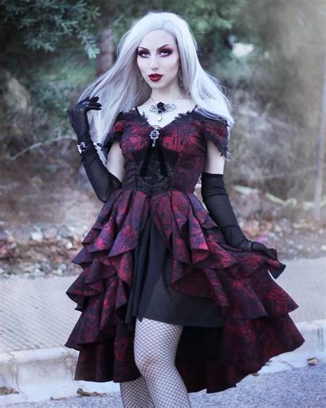 𝖁𝖊𝖘𝖒𝖊𝖉𝖎𝖓𝖎𝖆 🦇 𝔊𝔬𝔱𝔥 𝔉𝔞𝔰𝔥𝔦𝔬𝔫 On Instagram The Perfect Vampire Dress 🦇 Feast Of Hades Dress From