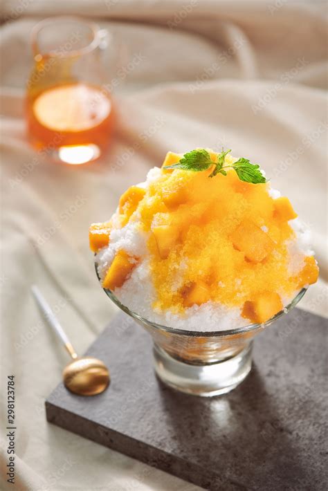 Bingsu mango. Stock Photo | Adobe Stock