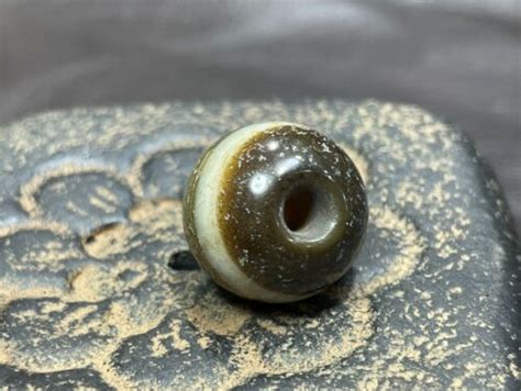 Tibetan Nepalese Himalayan Ancient Agate Old Dzi Talisman Eye Beads