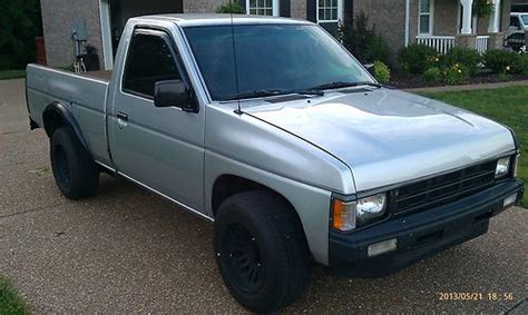 Sell Used 1988 Nissan D21 Base Hardbody Pickup 2 Door 2 4L 5spd Cold A