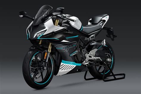 2023 CFMOTO 450SR Dunia Motosikal