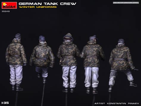 New Photos Of Kit 35249 GERMAN TANK CREW WINTER UNIFORMS SPECIAL