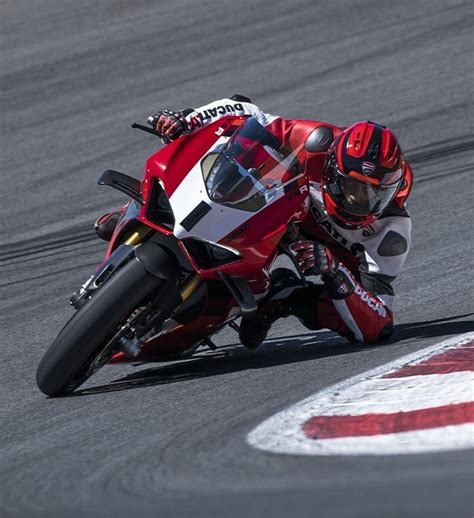 Pertamax Ahm Launching New Honda Cbr Rr Apa Bedanya