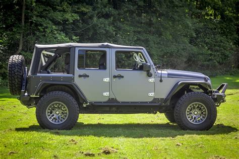 Jeep Wrangler With 3 Rows Of Seats