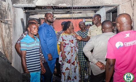 AMA Mayor Sackey Visits Chorkor Fire Scene Commiserates With