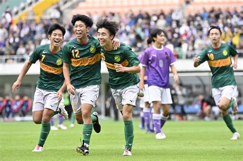 静岡学園2年ぶりv 高校サッカー選手権静岡県大会 宮崎が決勝弾｜あなたの静岡新聞