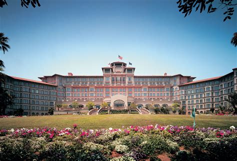 Langham Huntington Hotel & Spa | WATG