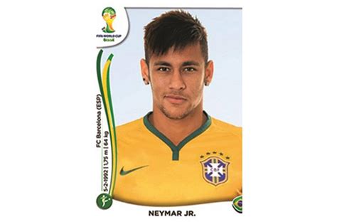 Figurinha raríssima de Neymar no álbum da Copa é vendida por uma