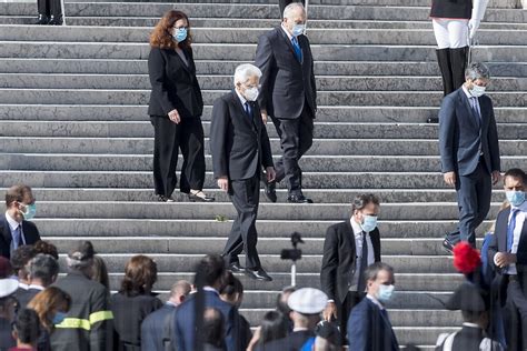 Giugno La Cerimonia Sobria Allaltare Della Patria Le Frecce