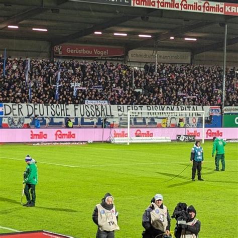 Fotos Galerie Heimfans Holstein Kiel Eintracht Braunschweig