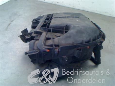 Boîtier filtre à air Citroen Berlingo 1 6 HDI 16V 75 9673061080 PSA