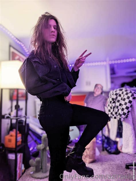 Aztrosist Anyuser Nude OnlyFans Leaks The Fappening Photo FappeningBook