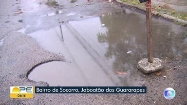 Bom Dia PE Motoristas reclamam de buracos em ruas de Jaboatão dos