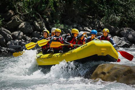 La Diff Rence Entre Le Canyoning Et Le Rafting Crazy Water Rafting