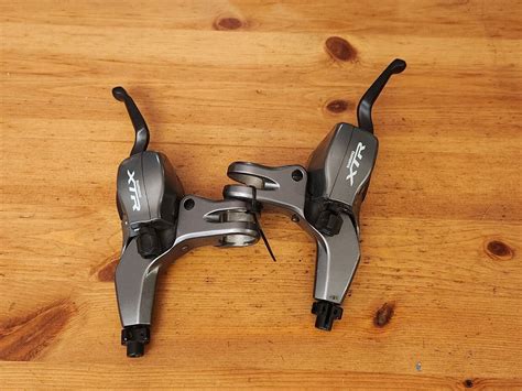 Shimano Xtr Fc M960 3x9 Speed Mountain Bike Brakeshift Levers