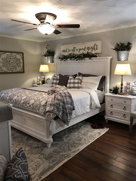 Gorgeous 80 Modern Farmhouse Style Bedroom Decor Ideas