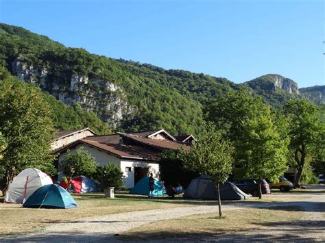 Camping La Chatonni Re Aire Naturelle Cognin Les Gorges Tourisme