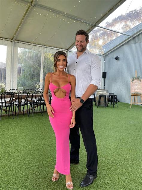 Love Island Australia Star Margarita Smith Upstages Bride With