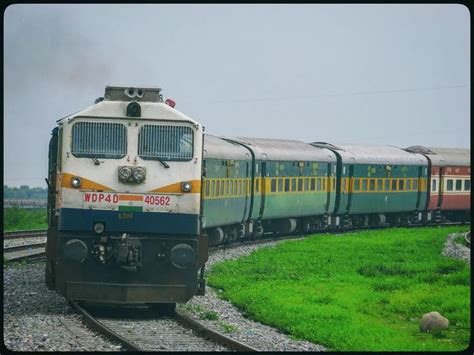 The Train Zones Instagram Profile Post Kanpur Central Kathgodam