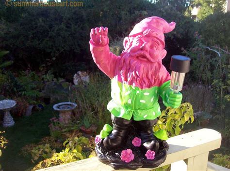 How I arted up a Garden Gnome – Summerhouse Art