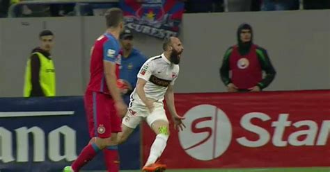 Steaua Dinamo 2 2 Echipa lui Rednic s a calificat în finala Cupei