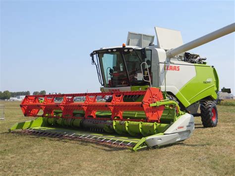 Kombajn Claas Tucano 420 - Foto prilozi | Agroklub.rs