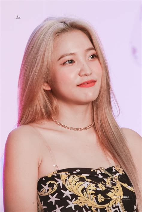 Yeri 예리 Kimyerim 김예림 Redvelvet 레드벨벳 Kpop Girl Groups Korean Girl