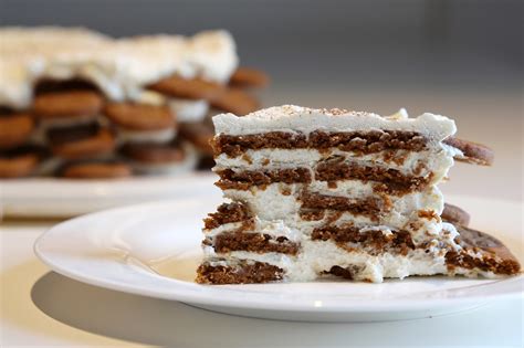 Speculoos Icebox Cake Recipe Popsugar Food