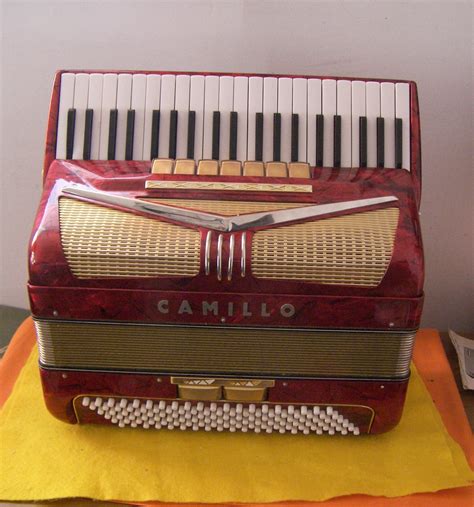 120 Bass Camillo Accordion Red Vintage Full Size Other