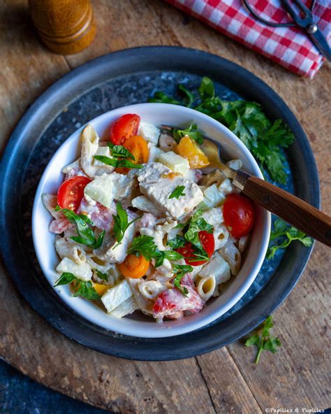 Salade de pâtes au poulet tomates et concombre sauce César