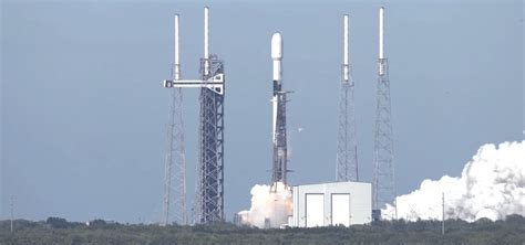 Pakai Falcon 9 Satelit Merah Putih 2 Telkom Sukses Meluncur Ke Orbit