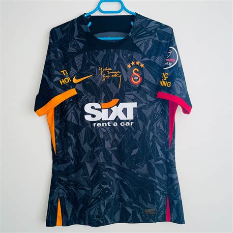 Galatasaray 2022 23 Away 2 Kit