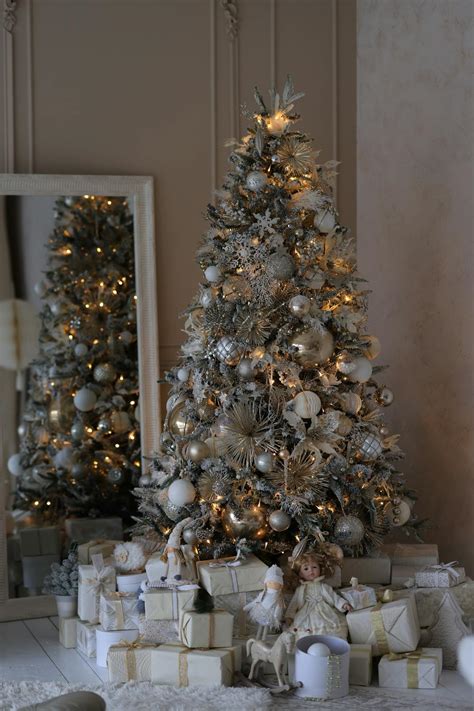 Christmas Tree and Boxes under · Free Stock Photo