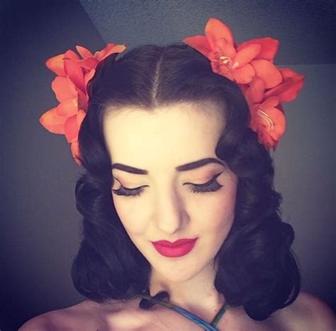 Pin By Angelica Munoz On Hairstyles Rockabilly Hair Vintage Hairstyles Retro Hairstyles