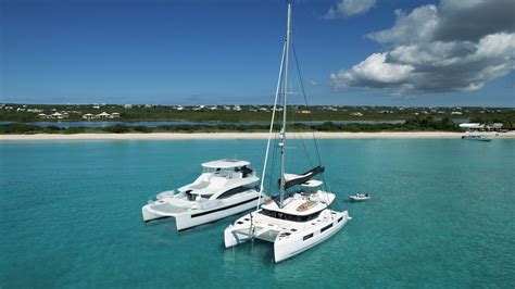 Powercat Or Sailing Catamaran Charter Which One To Choose FUNSEAKER