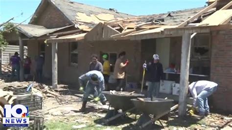 Tornado Devastates Texas Panhandle Town Killing 3 And Injuring Dozens Youtube