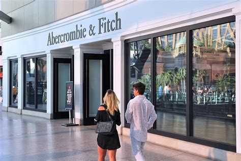 Ex Ceo De Abercrombie And Fitch Enfrenta Cargos Por Tráfico Sexual