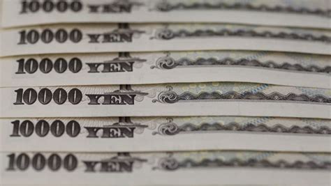 Japan Likely Spent Record Amount In October To Prop Up Yen Cna