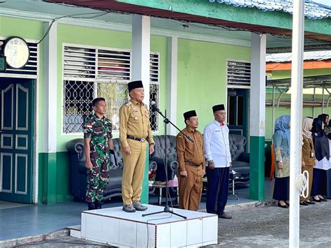 Plt Bupati Asmar Pimpin Upacara Bendera Di Man Selatpanjang