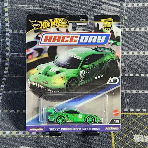 Hot Wheels Premium Car Culture Race Day Rexy Porsche GT R Green Free