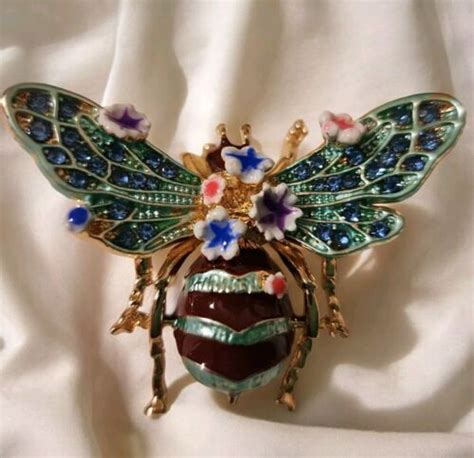 Rhinestone Turquoise Crystal Bumble Bee Brooch Goldtone Multi Coloured