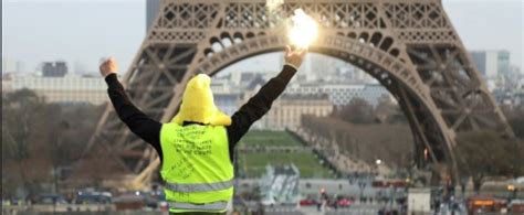 Gilet Gialli Almeno 40mila In Piazza Per La 14ma Settimana Di Protesta